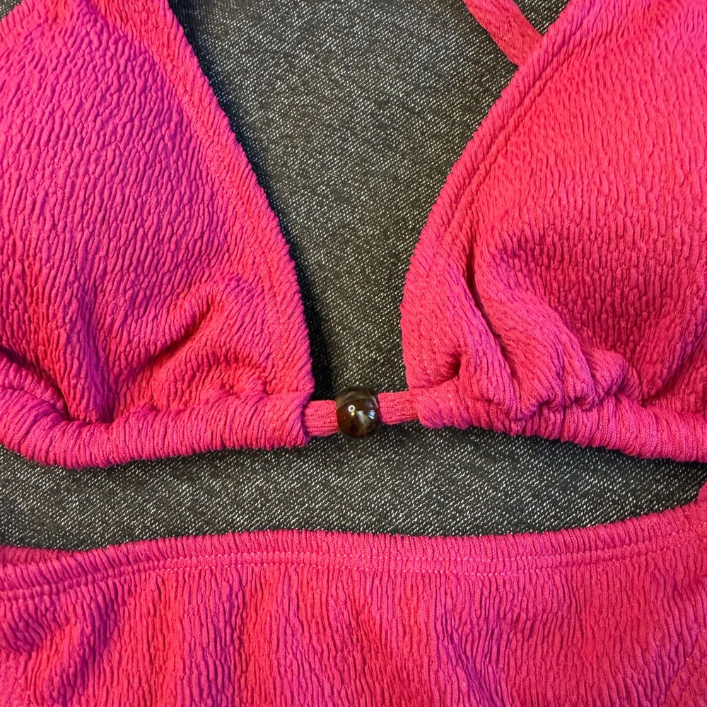 Cupshe Magenta Textured Triangle Bikini Set - Picture 4 of 6